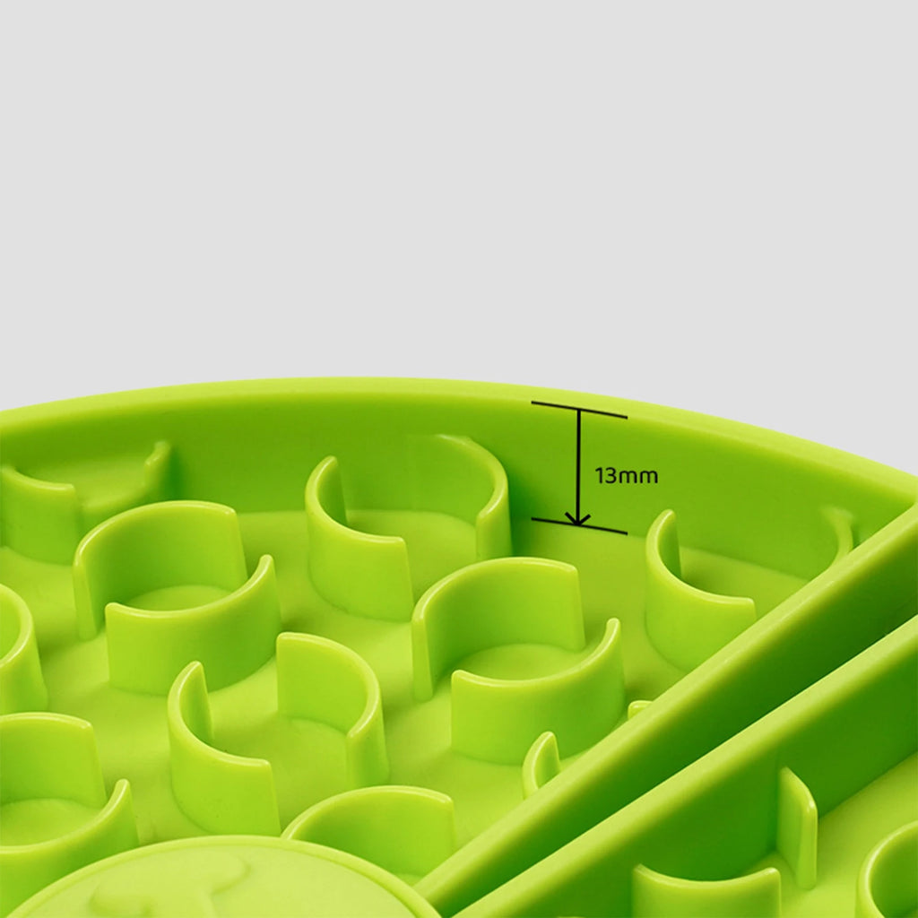 Dog Puzzle Feeder, Dog Interactive Toy Slow Feeder Exercises Dog Intelligence For IQ Training Food Dispenser