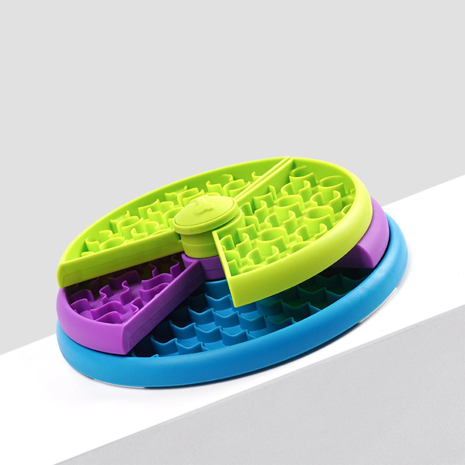 Dog Puzzle Feeder, Dog Interactive Toy Slow Feeder Exercises Dog Intelligence For IQ Training Food Dispenser